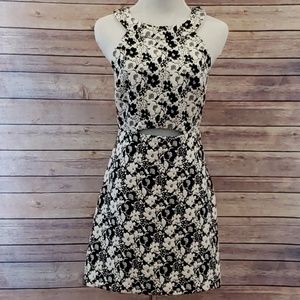 Topshop Mono Floral Dress With Cutout NWT